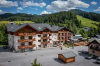 Wellness and family hotel Dachstein resort Hôtels à : Hallein
