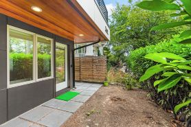 Autumn Leaves in Jefferson Park