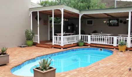 HouseMartin Lodge & Self Catering