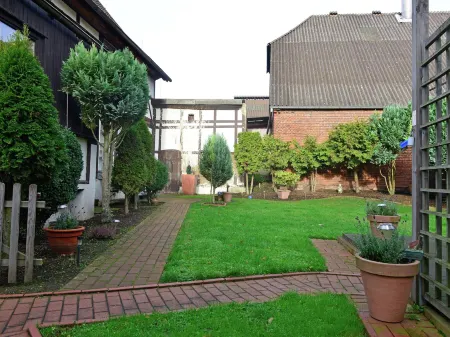 Cozy Apartment in Löwensen Lower Saxony with Private Terrace Отели в г. Бад-Пирмонт
