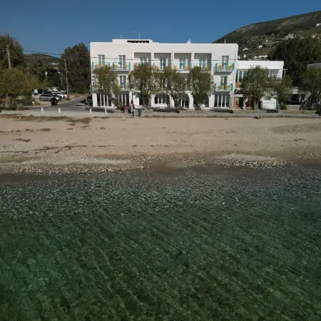 Play Paros