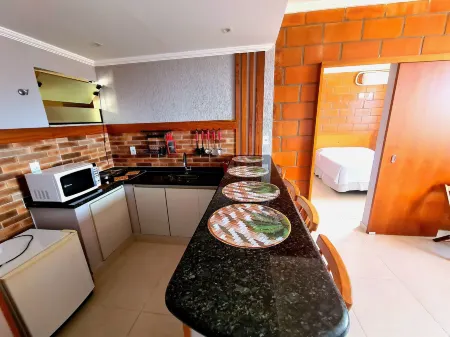 Varandas ao Mar Отели рядом с достопримечательностью «Praia dos Anjos»