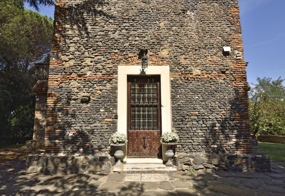 Hotel Torre Delle Cornacchie - Private Pool Villa, Exterior, Hotel Exterior