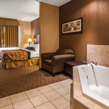 Best Western Plus Estevan Inn  Suites