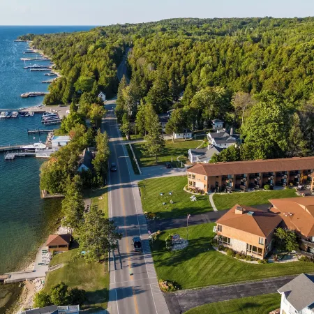 Pine Grove Resort