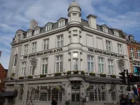 The Kings Head Hotel Hotels in Ealing