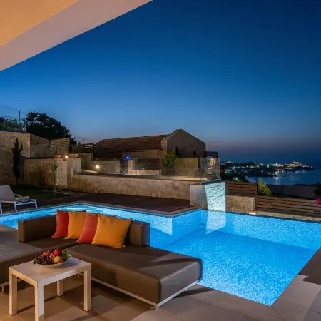 Omega House in Crete