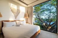 The MVillas with Exclusive Beach Club Access - balcony