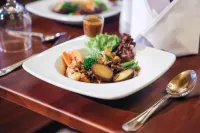 Griya Persada Convention Hotel & Resort - breakfast