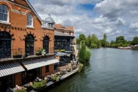 Riverwalk Apartment North Hotels in Datchet