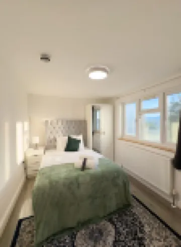 Heathrow Lodge B&B