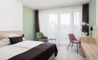 Hunguest Hotel Flora Hotels in Szarvaskő
