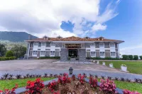 Le Montfort Resort Hotels in Pallivasal