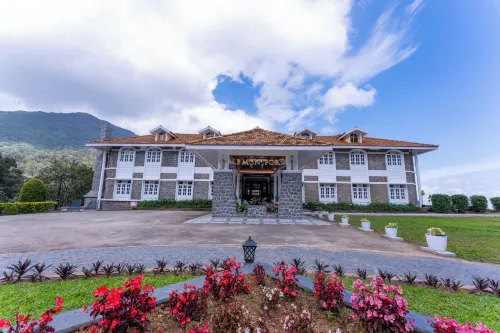 Le Montfort Resort Hoteles en Pallivasal