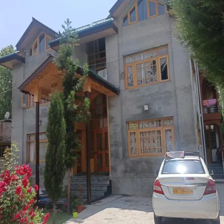 Zikra HomeStay