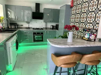 4 Bedroom house rented by the Room Hotels near Specsavers Opticians and Audiologists - Harringay Sainsbury's
