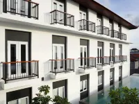 Amaris Hotel Teuku Umar Hotels near Six-ways Roundabout