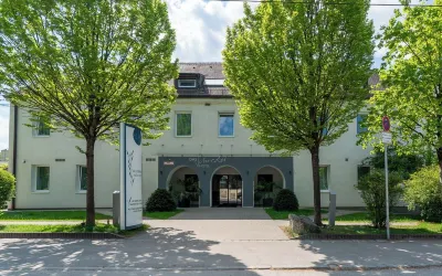 Das Schreder Hotel Отели в г. Фельдмохинг-Хазенбергль