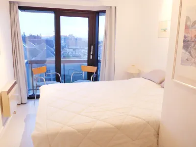 Apartment in Nieuwpoort with Stunning Sea Views