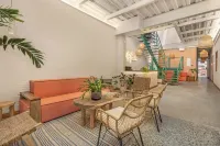 Botánica Manila by HOUSY HOST