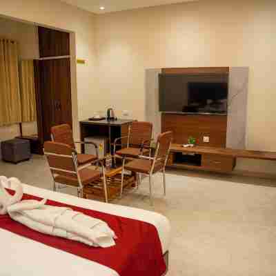 Hotel Srr Grand Rooms