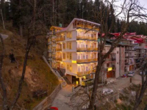 เดอะ โฮสเทลเลอร์ นาร์คันดา