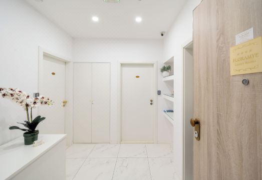 스플리트 해변의 평화로운 풍경