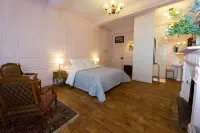 Saint Yves Hotels in Dinan
