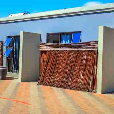 Thavhani Guest House Hotel Exterior