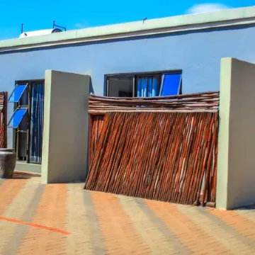 Thavhani Guest House