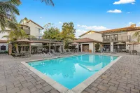 Seabreeze Retreat by AvantStay - Pools