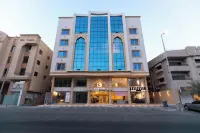 Moments Serviced apartments - Rooftop Pools