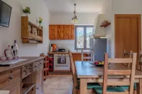 Casa Vacanze in Montagna Con Vista e Giardino Privato Hotels in Lorica