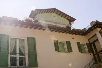 Relax Cottage Hotels in Armenzano