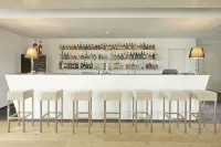 Hotel Ava 말터스 호텔