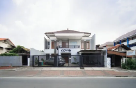 Cove Melita Hotels near Slipi