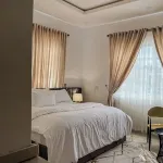 The Bond Apartment Hotel a 