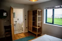 Stunning luxury cliff top retreat - direct access to the South West Coast Path.