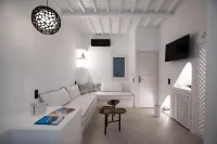 Mykonos High Cloe