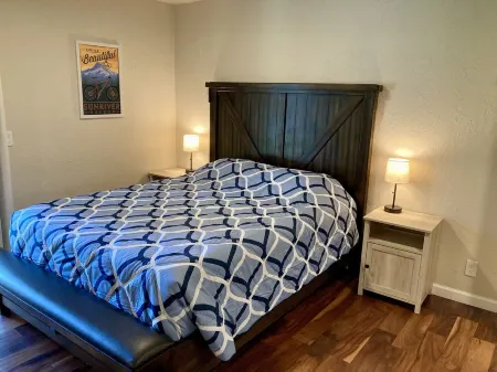 Contemporary Studio ... dog-friendly