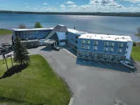 Baraga Lakeside Inn Hotels near Pete's Petting Zoo