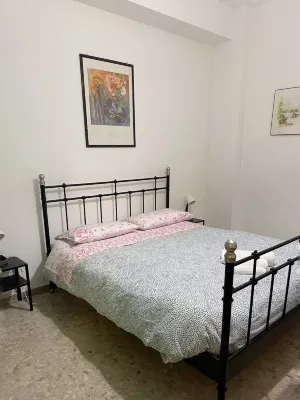 Cleo Azalea Hotels in Анкона