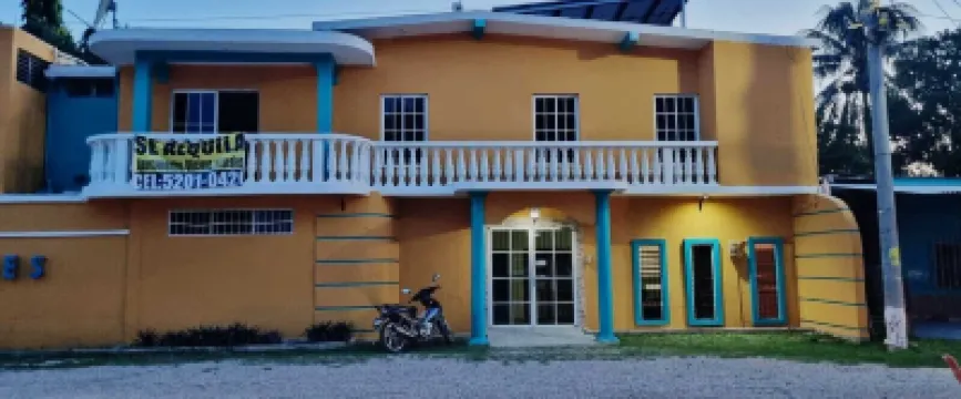 Hotel y Restaurante Casa Jardines Hotels in 