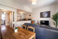 2 Bed Flat - Town Centre