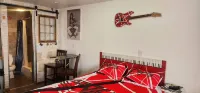 The Buzzards Nest