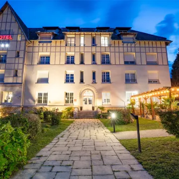 GT-Maines Hotels & Suites - Housity