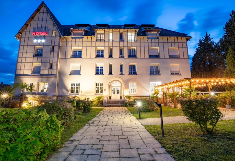 hotel overview picture
