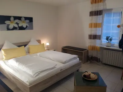 Self-in Goslar, suitor Apartment - Erdgescschoss Hotels near Goslar Cathedral