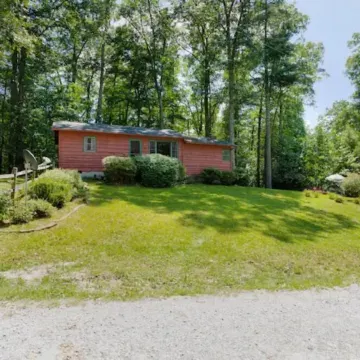 Bear Crossing at Linville Falls!