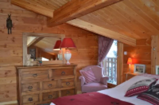 Impressive Chalet, 20m to Piste